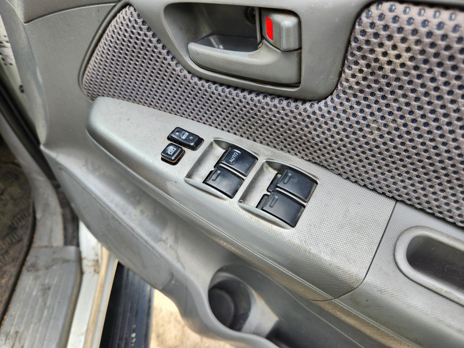 View Toyota Hilux 2007 4 Door Utility