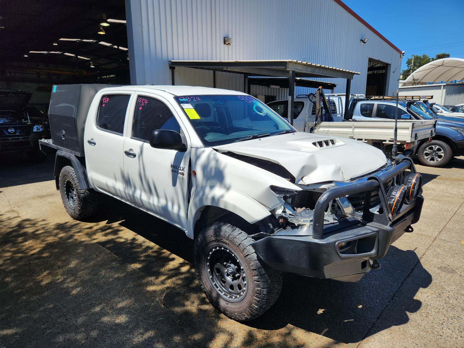 Toyota Hilux 2014 4 Door Pickup View Toyota Hilux 2014 4 Door Pickup
