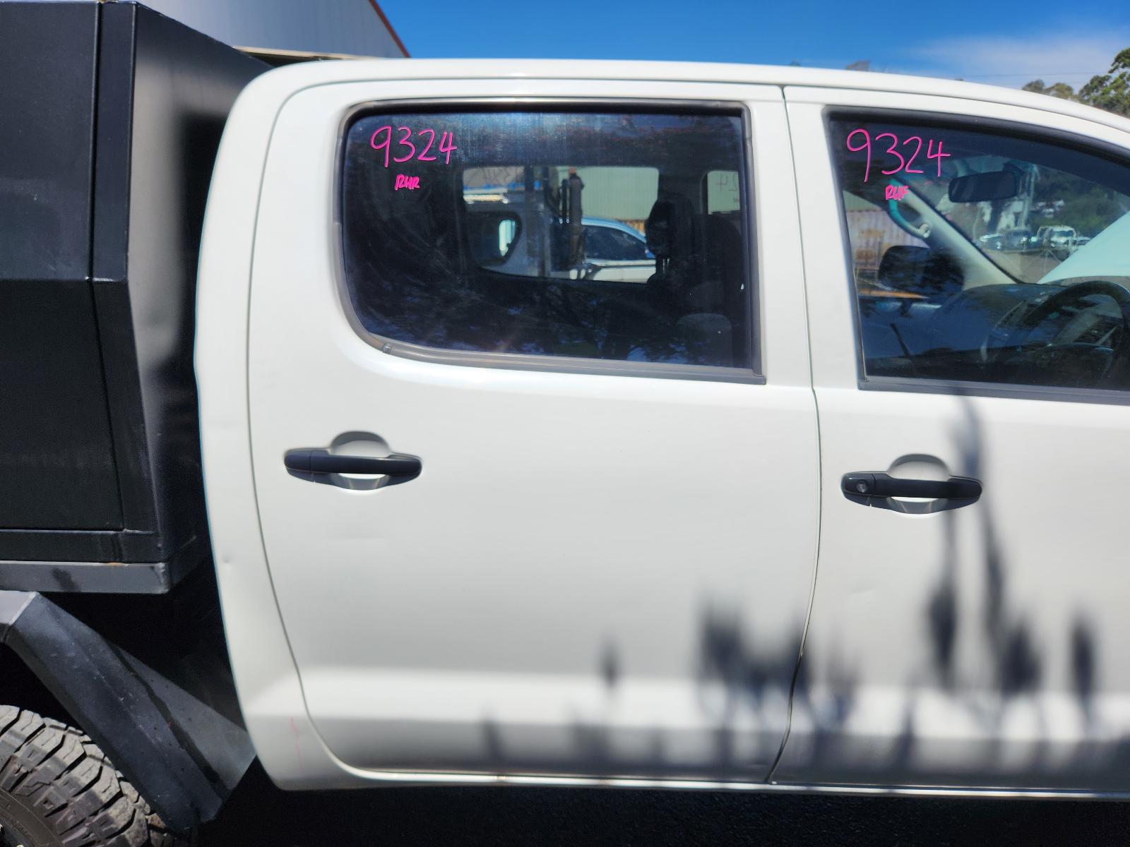 Toyota Hilux 2014 4 Door Pickup View Toyota Hilux 2014 4 Door Pickup
