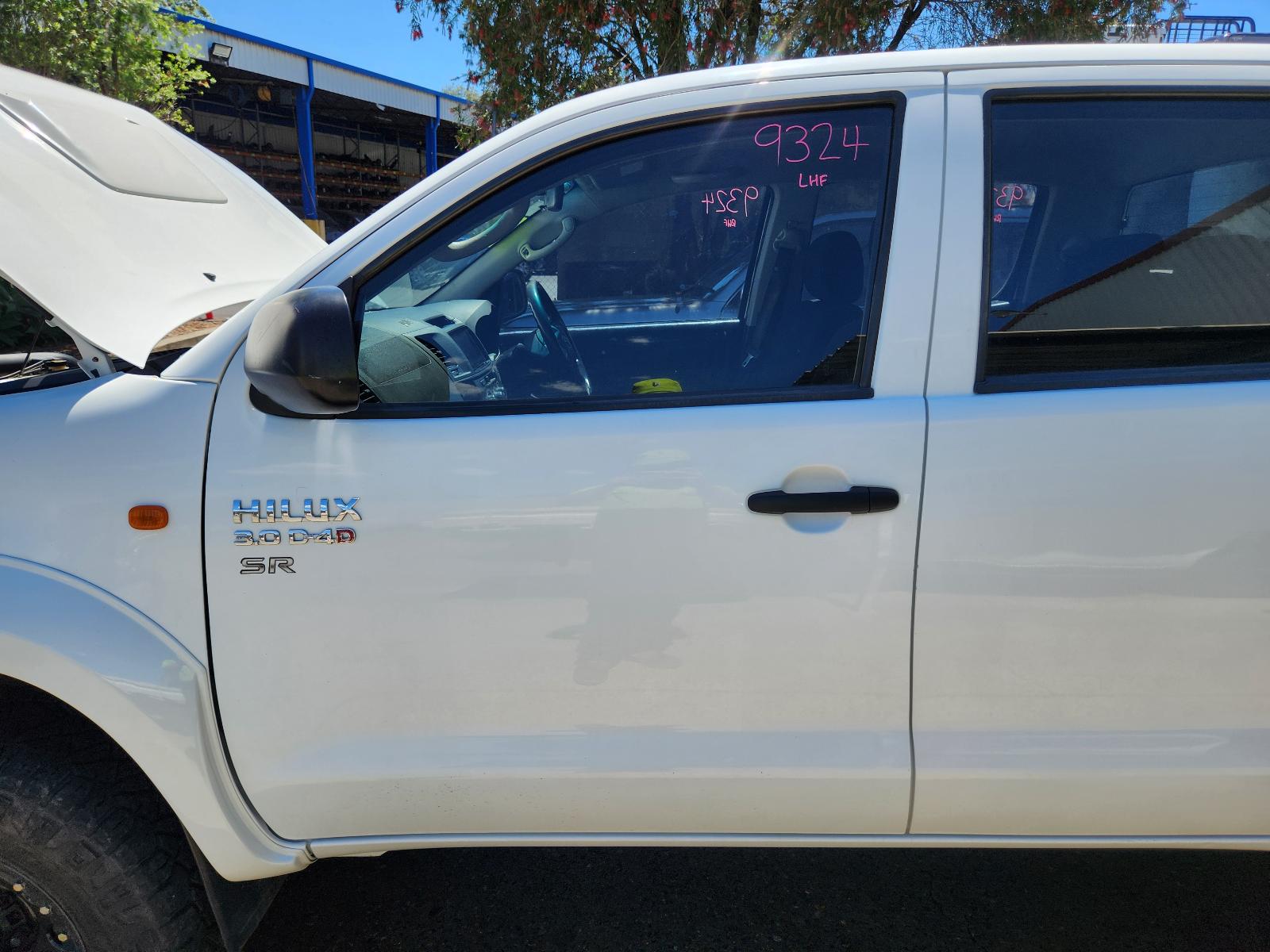 Toyota Hilux 2014 4 Door Pickup View Toyota Hilux 2014 4 Door Pickup
