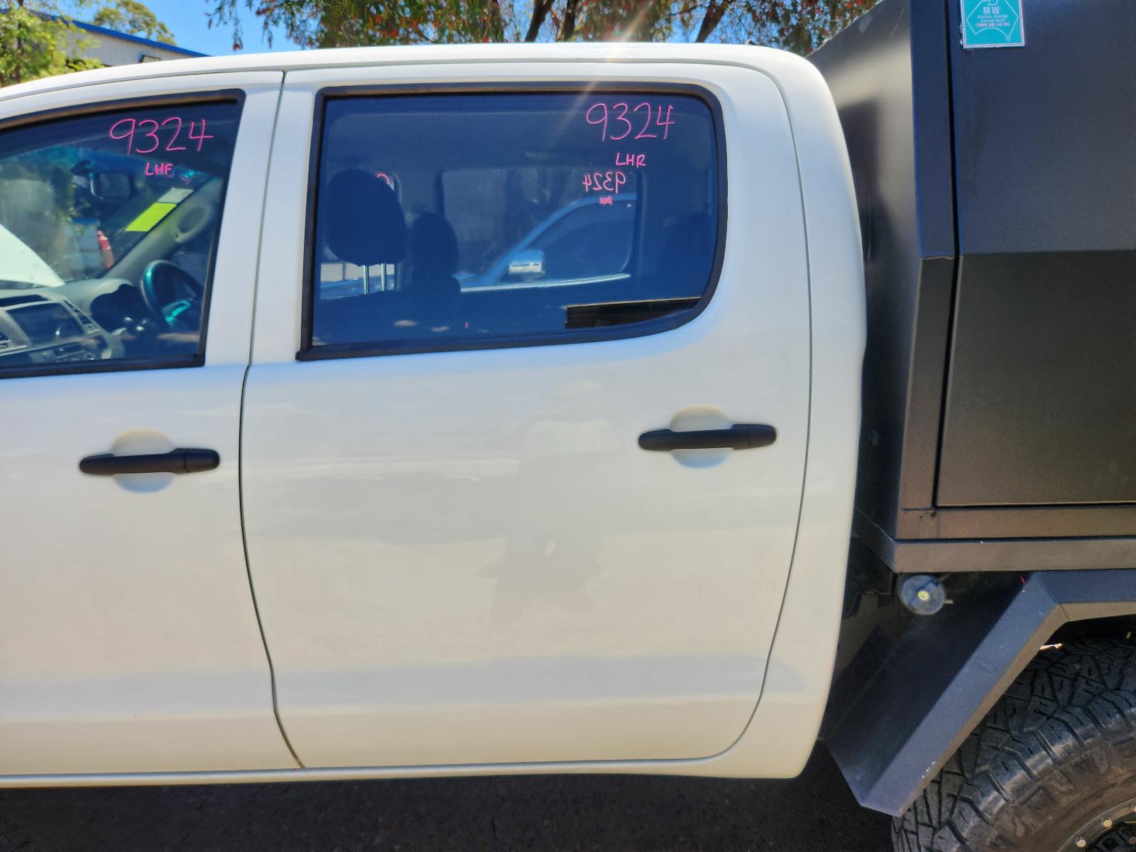Toyota Hilux 2014 4 Door Pickup View Toyota Hilux 2014 4 Door Pickup