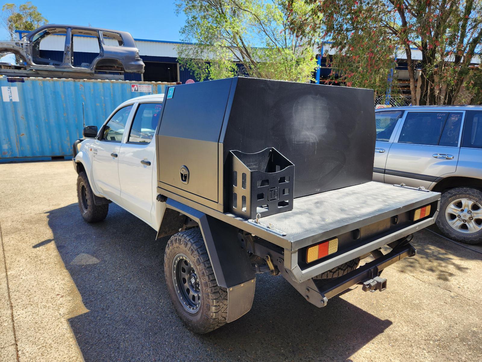 Toyota Hilux 2014 4 Door Pickup View Toyota Hilux 2014 4 Door Pickup
