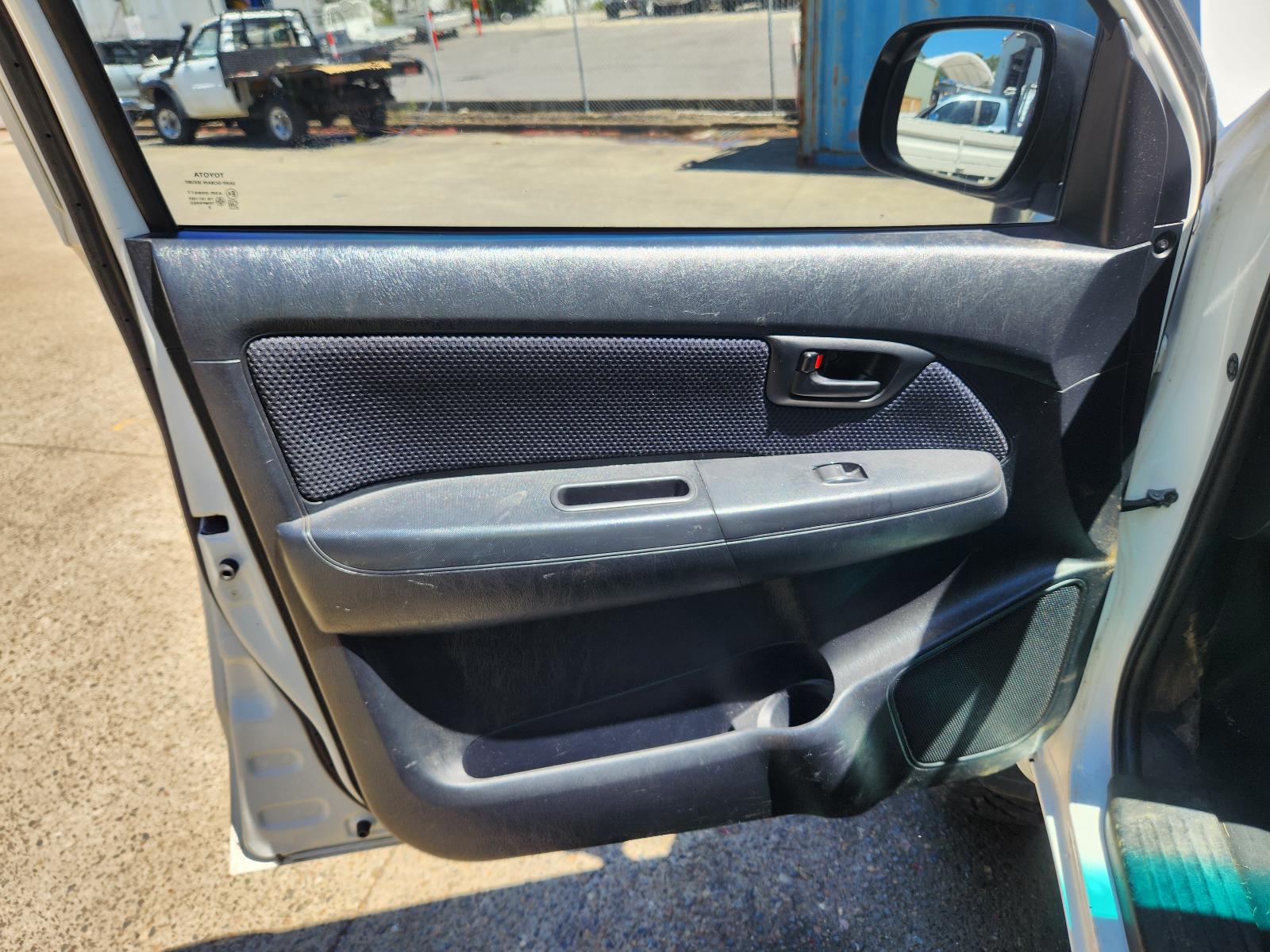 Toyota Hilux 2014 4 Door Pickup View Toyota Hilux 2014 4 Door Pickup