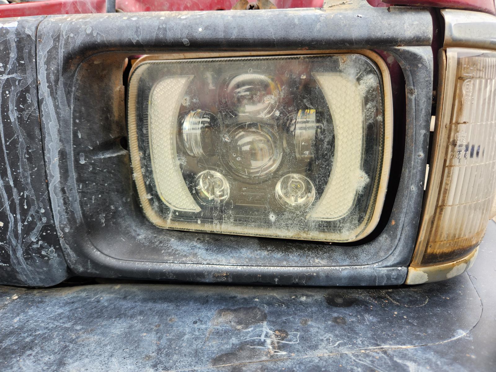 Toyota Hilux 1993 2 Door Utility View Toyota Hilux 1993 2 Door Utility