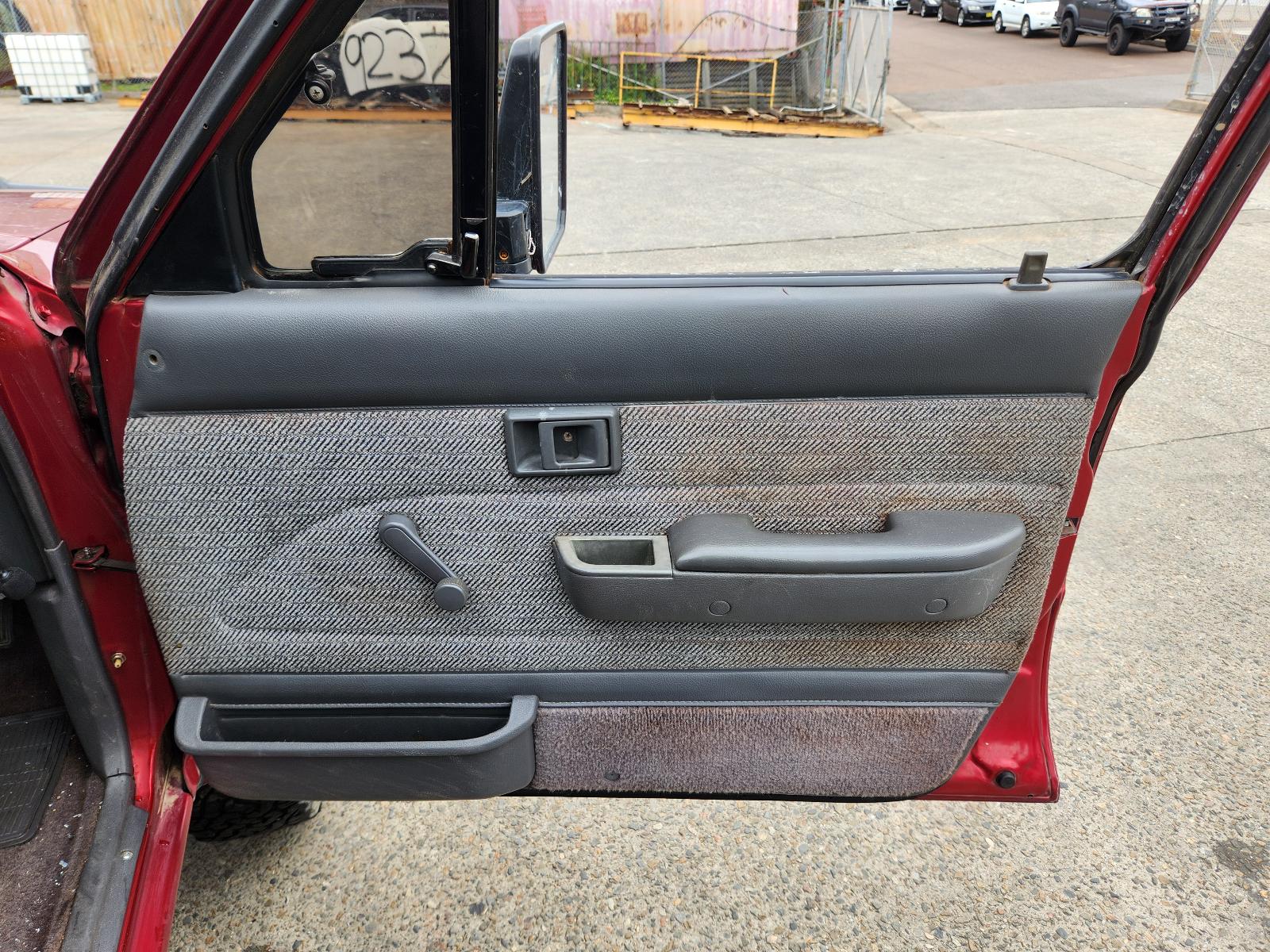 Toyota Hilux 1993 2 Door Utility View Toyota Hilux 1993 2 Door Utility