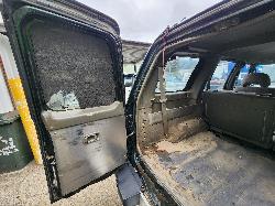 View Nissan Patrol 2000 4 Door Station Wagon