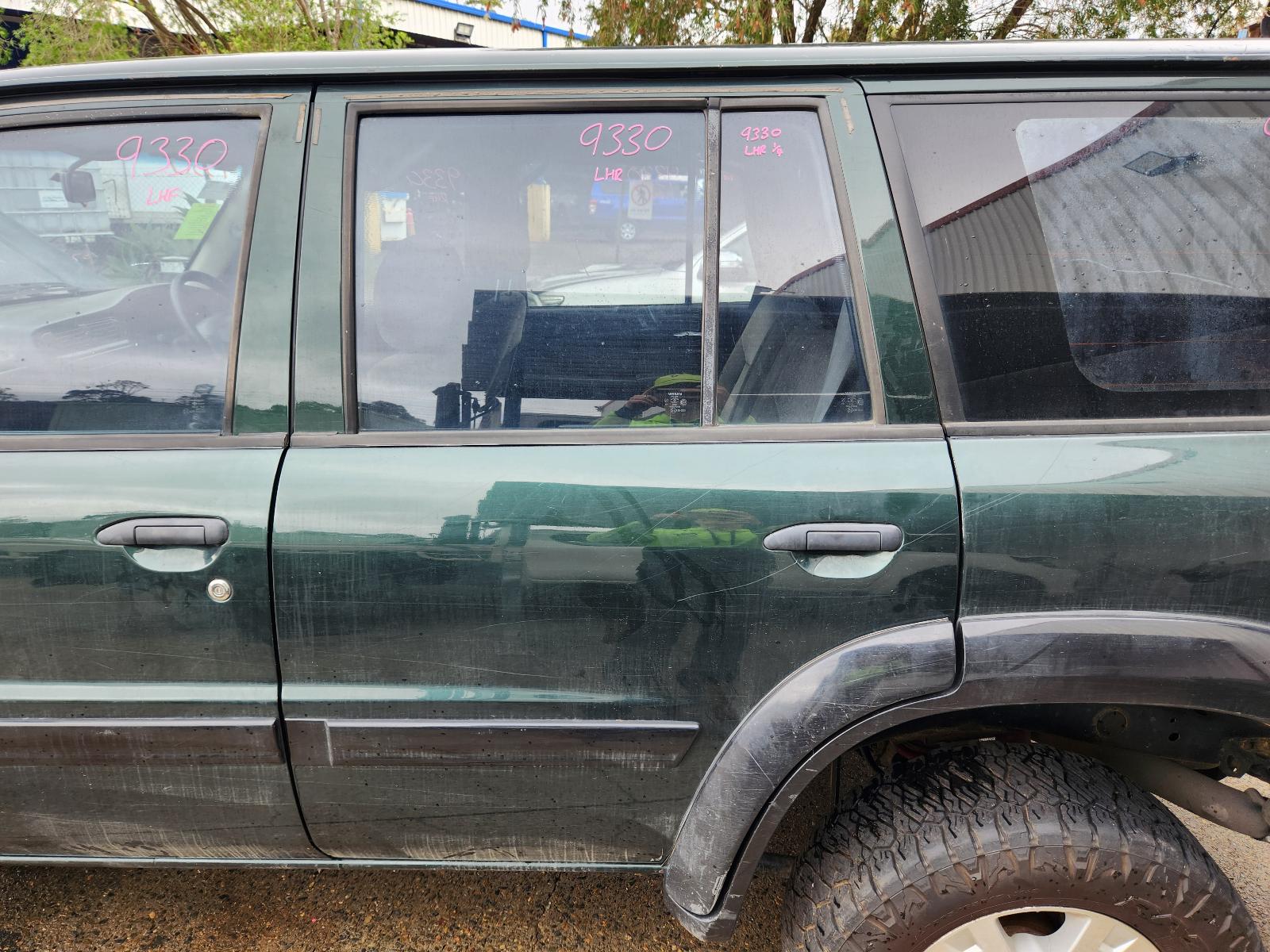 Nissan Patrol 2000 4 Door Station Wagon View Nissan Patrol 2000 4 Door Station Wagon