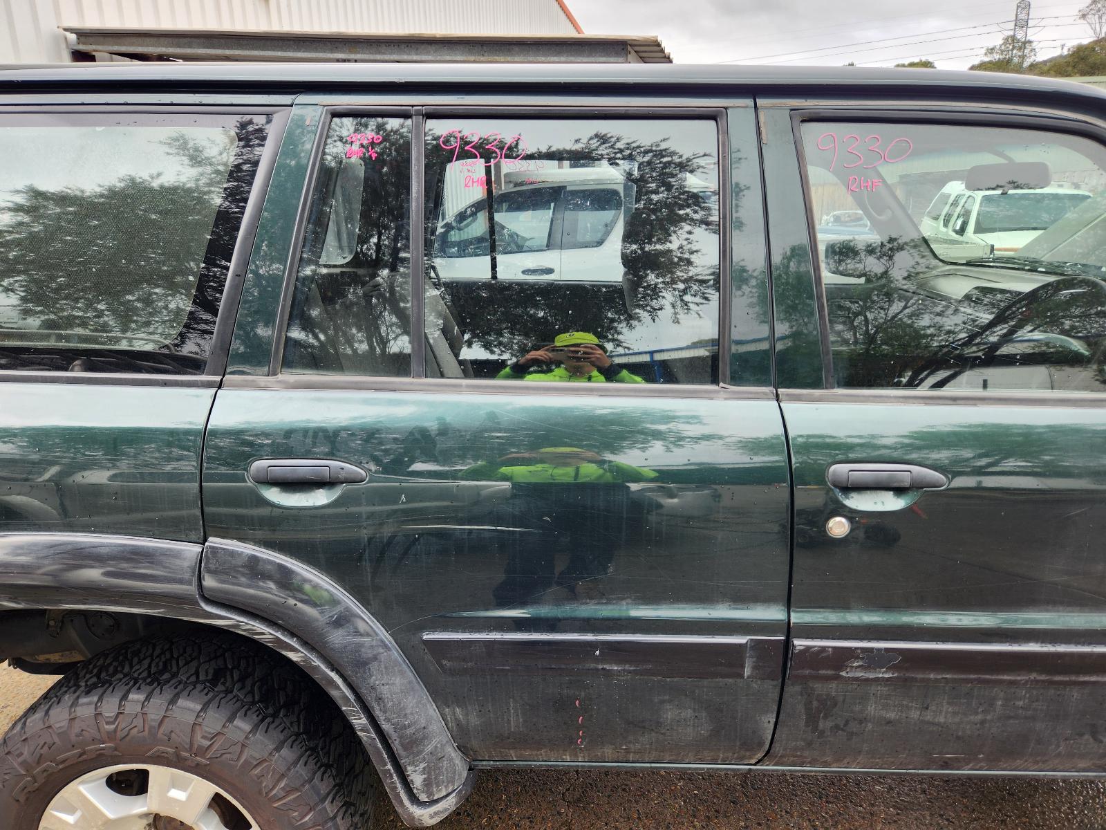 Nissan Patrol 2000 4 Door Station Wagon View Nissan Patrol 2000 4 Door Station Wagon