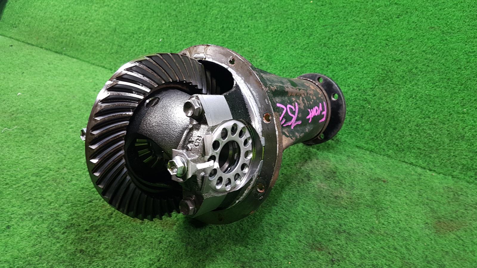 View Auto part Differential Centre Suzuki Jimny 2015