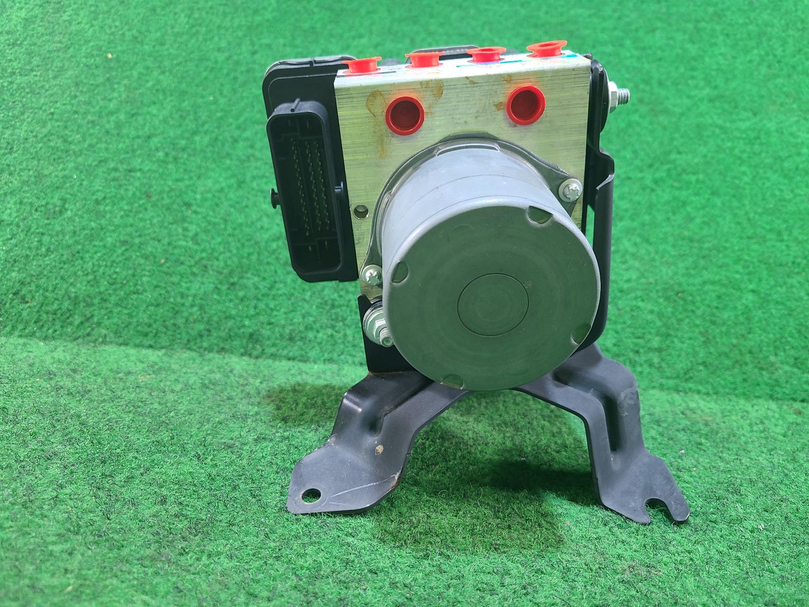 View Auto part Abs Pump/Modulator Isuzu Dmax 2021