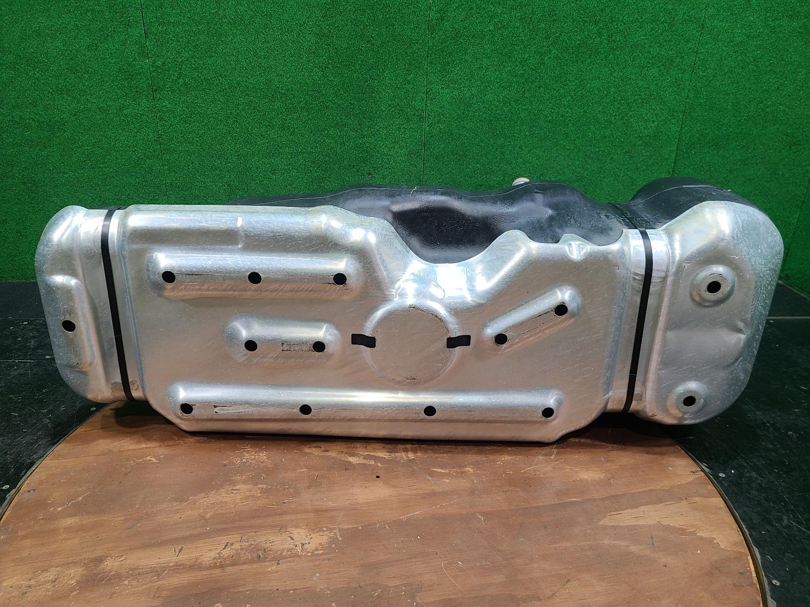 Fuel Tank Dmax Isuzu 2021