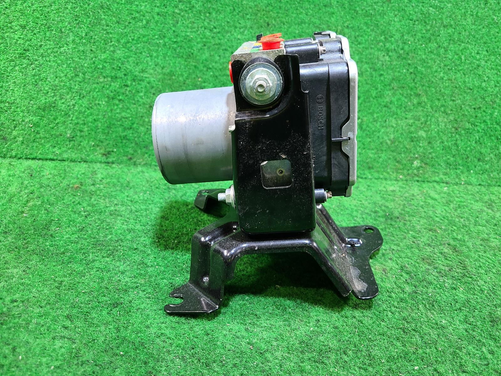 View Auto part Abs Pump/Modulator Isuzu Dmax 2021
