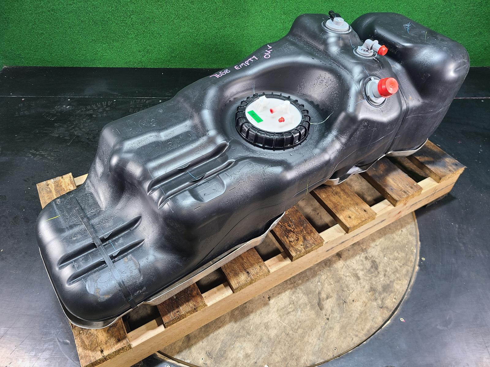Fuel Tank Dmax Isuzu 2021