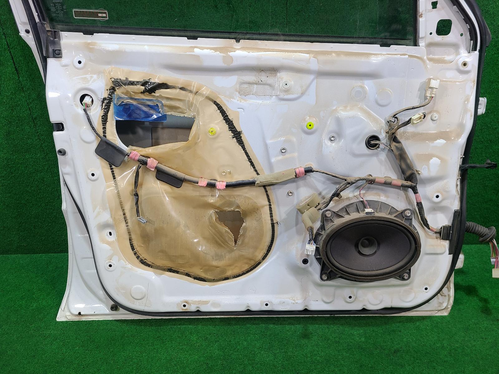 View Auto part Left Front Door Toyota Prado 2008