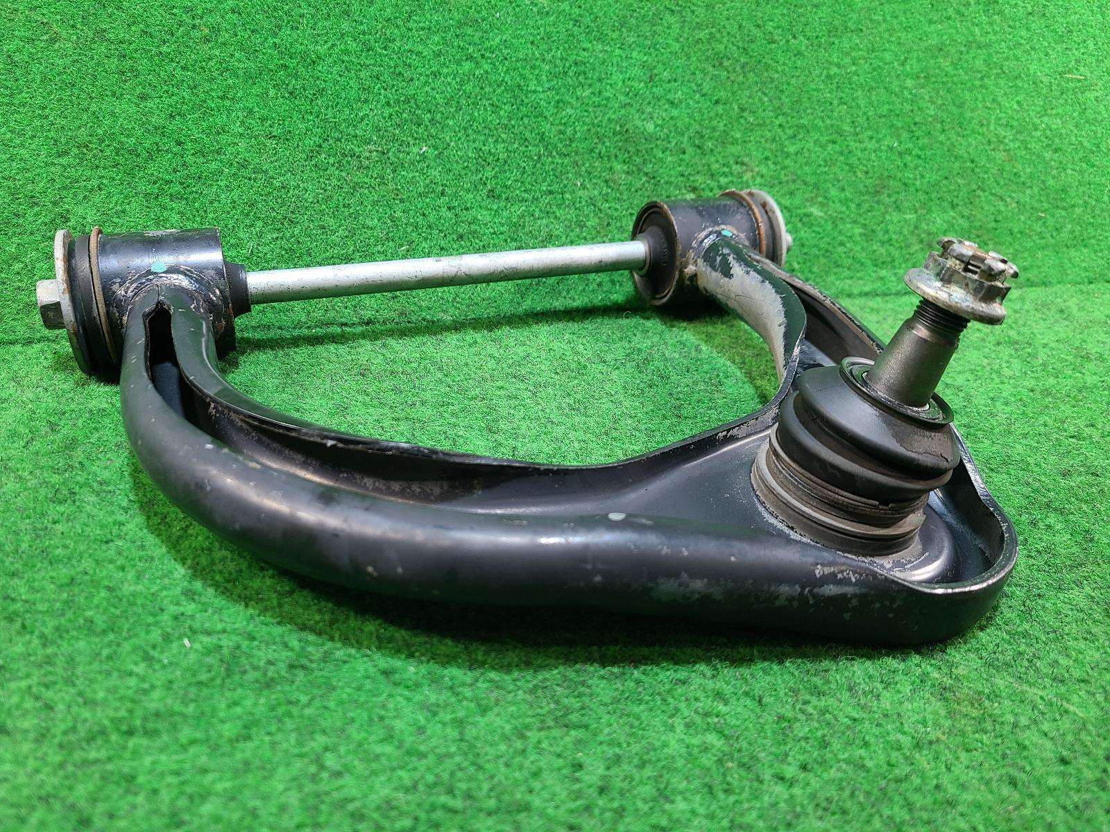 2008 Toyota Hilux Right Front Upper Control Arm View Auto part Right Front Upper Control Arm Toyota Hilux 2008
