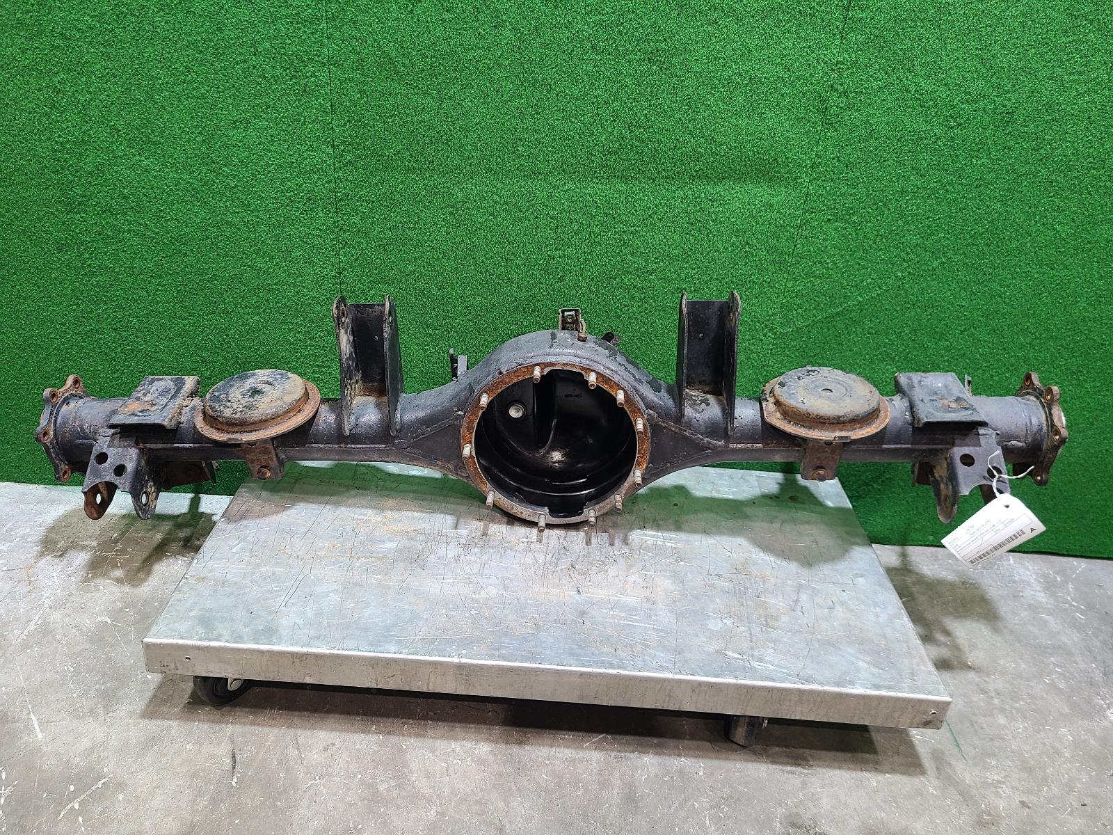 View Auto part Rear Diff Housing Nissan Patrol 1994