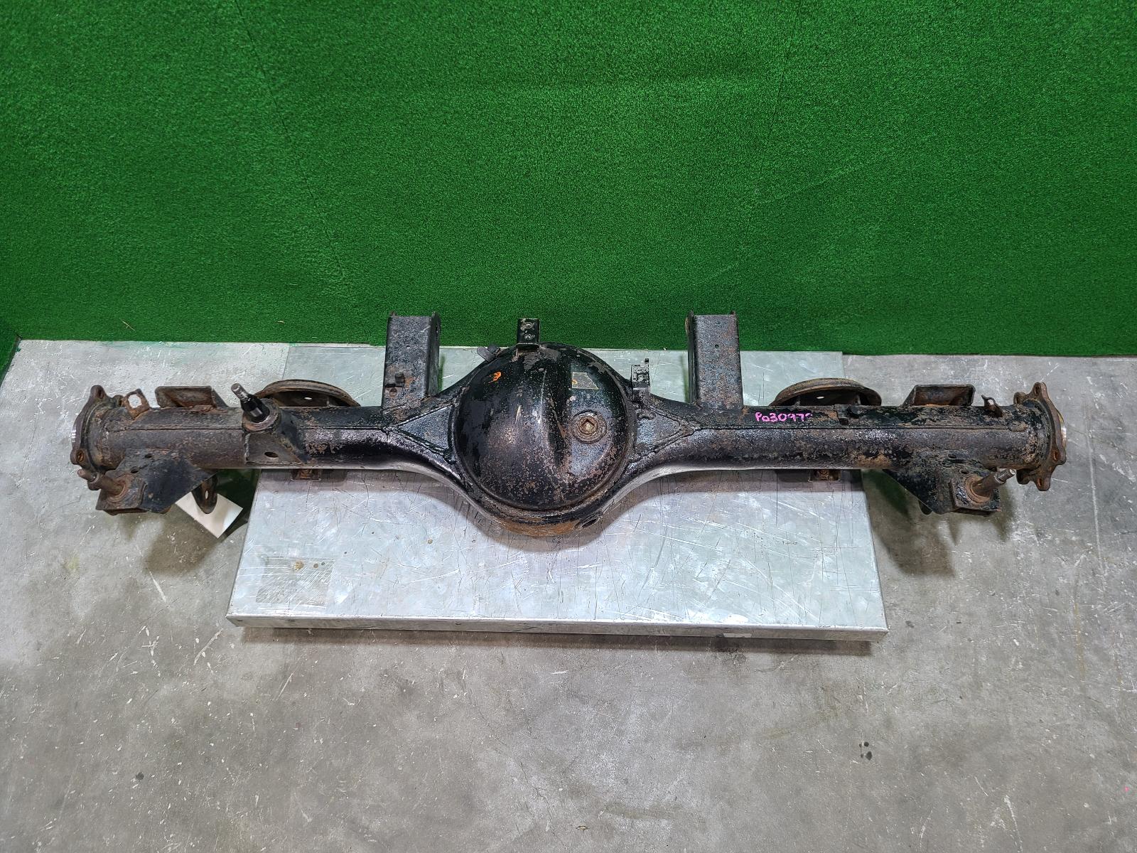 View Auto part Rear Diff Housing Nissan Patrol 1994