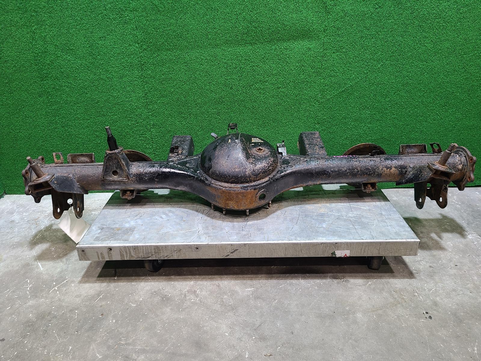 View Auto part Rear Diff Housing Nissan Patrol 1994