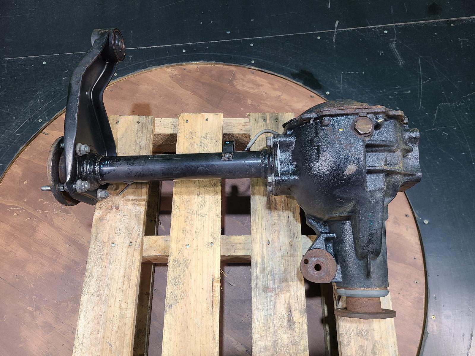 View Auto part Differential Centre Mitsubishi Triton 2016