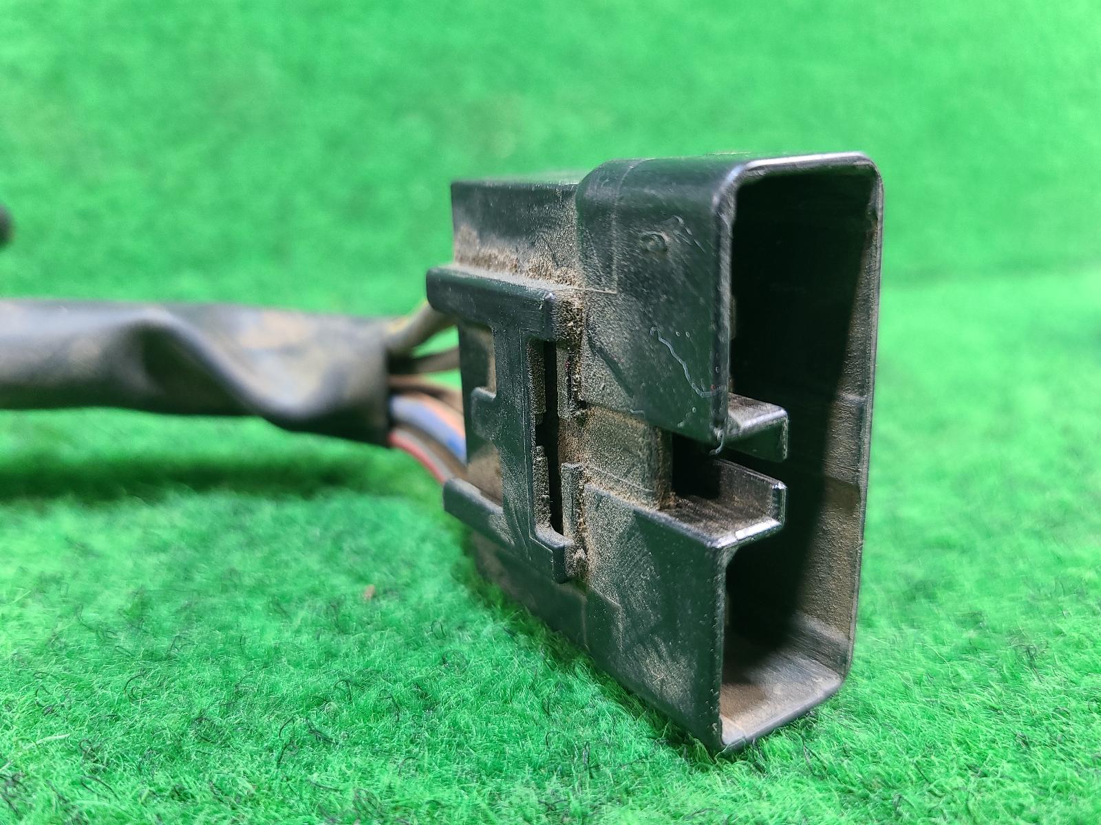 Ignition Switch Landcruiser Toyota 1999