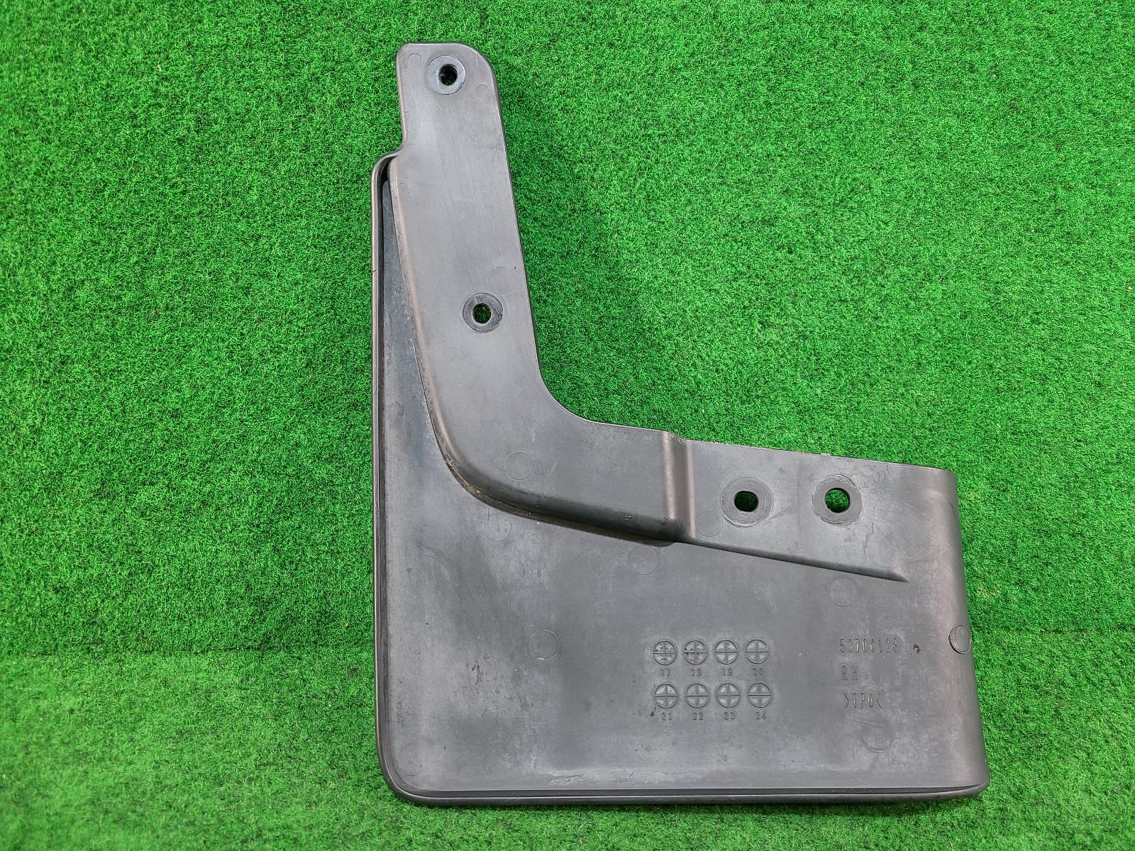 View Auto part Mud Flaps Mitsubishi Triton 2019