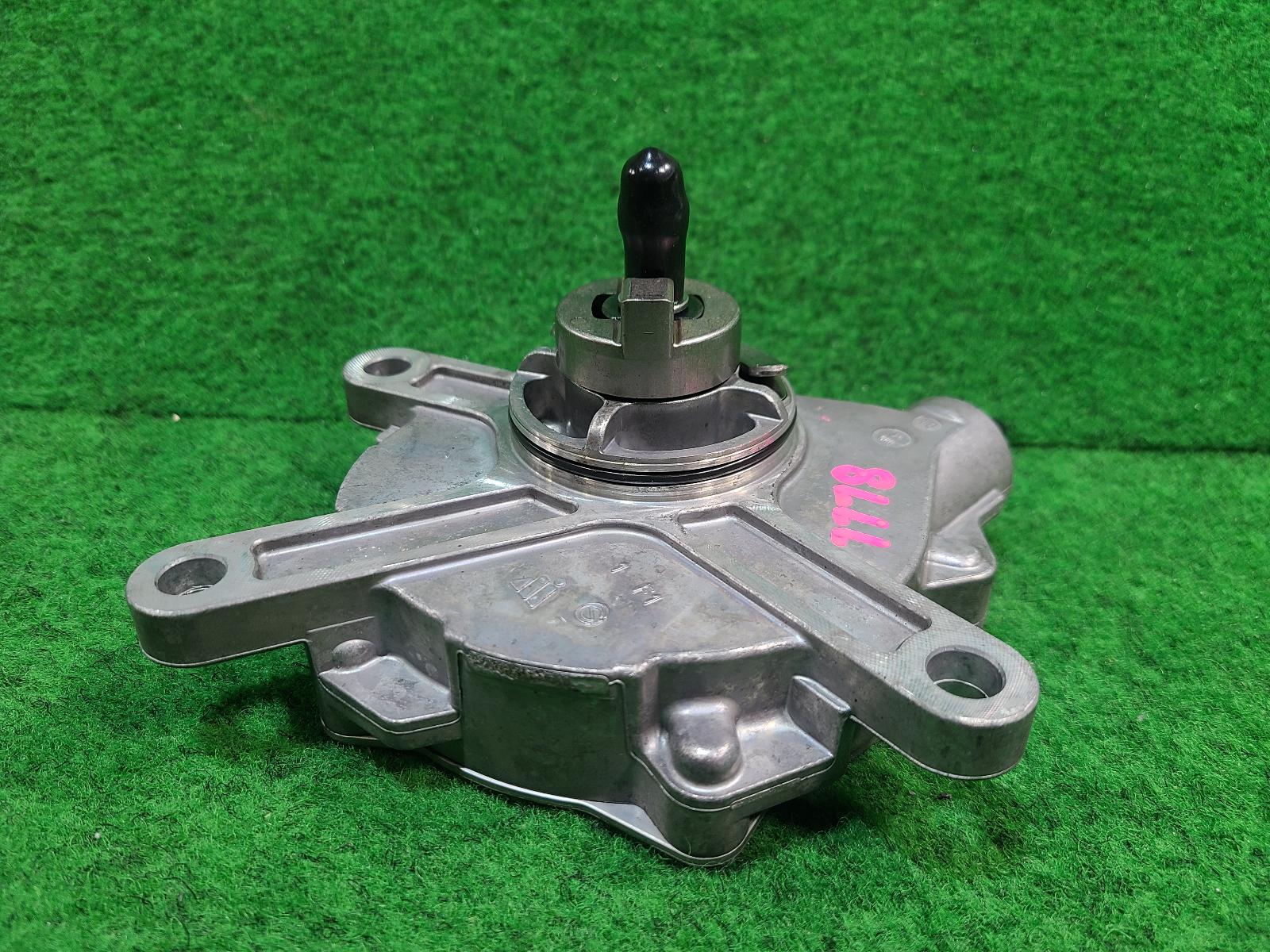 View Auto part Vacuum/Air Pump Toyota Landcruiser 2016