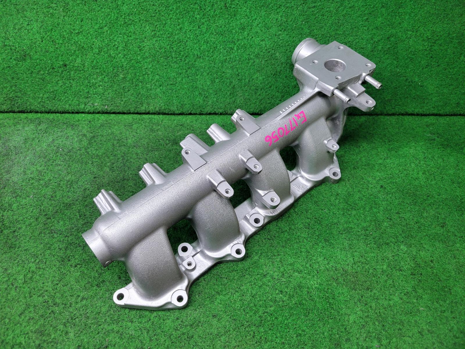 2012 Nissan Navara Manifold View Auto part Manifold Nissan Navara 2012