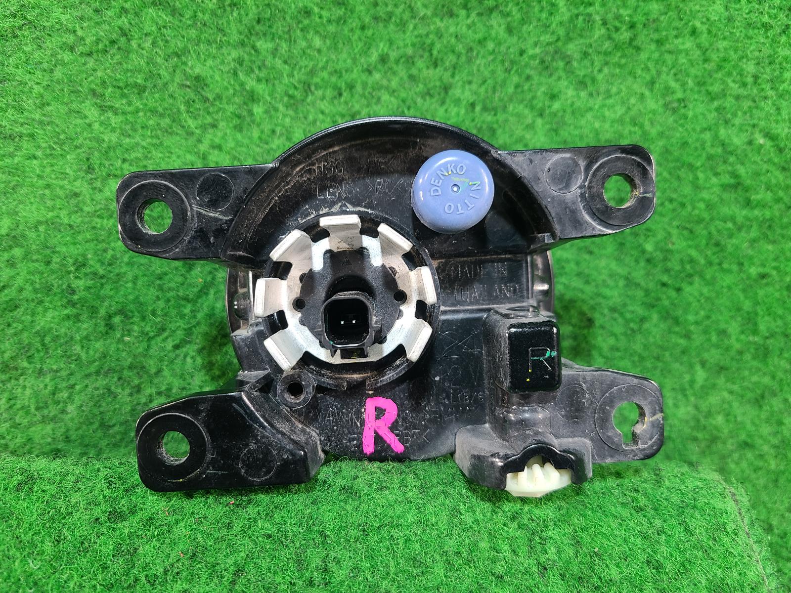 2023 Isuzu Dmax Right Indicator/Fog/Side View Auto part Right Indicator/Fog/Side Isuzu Dmax 2023