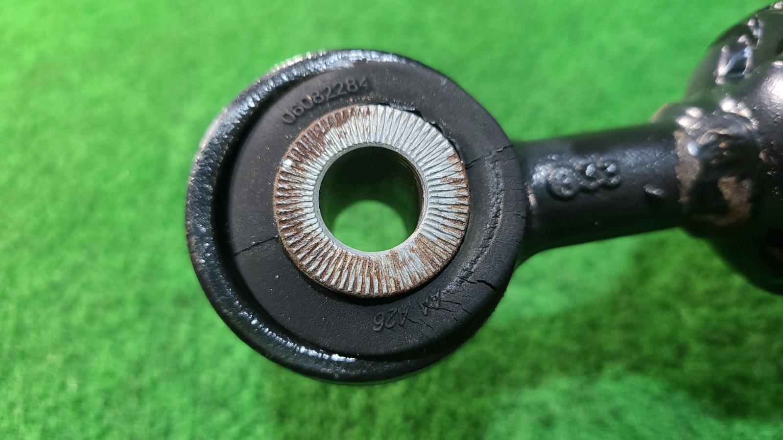 View Auto part Right Front Strut Nissan Navara 2008