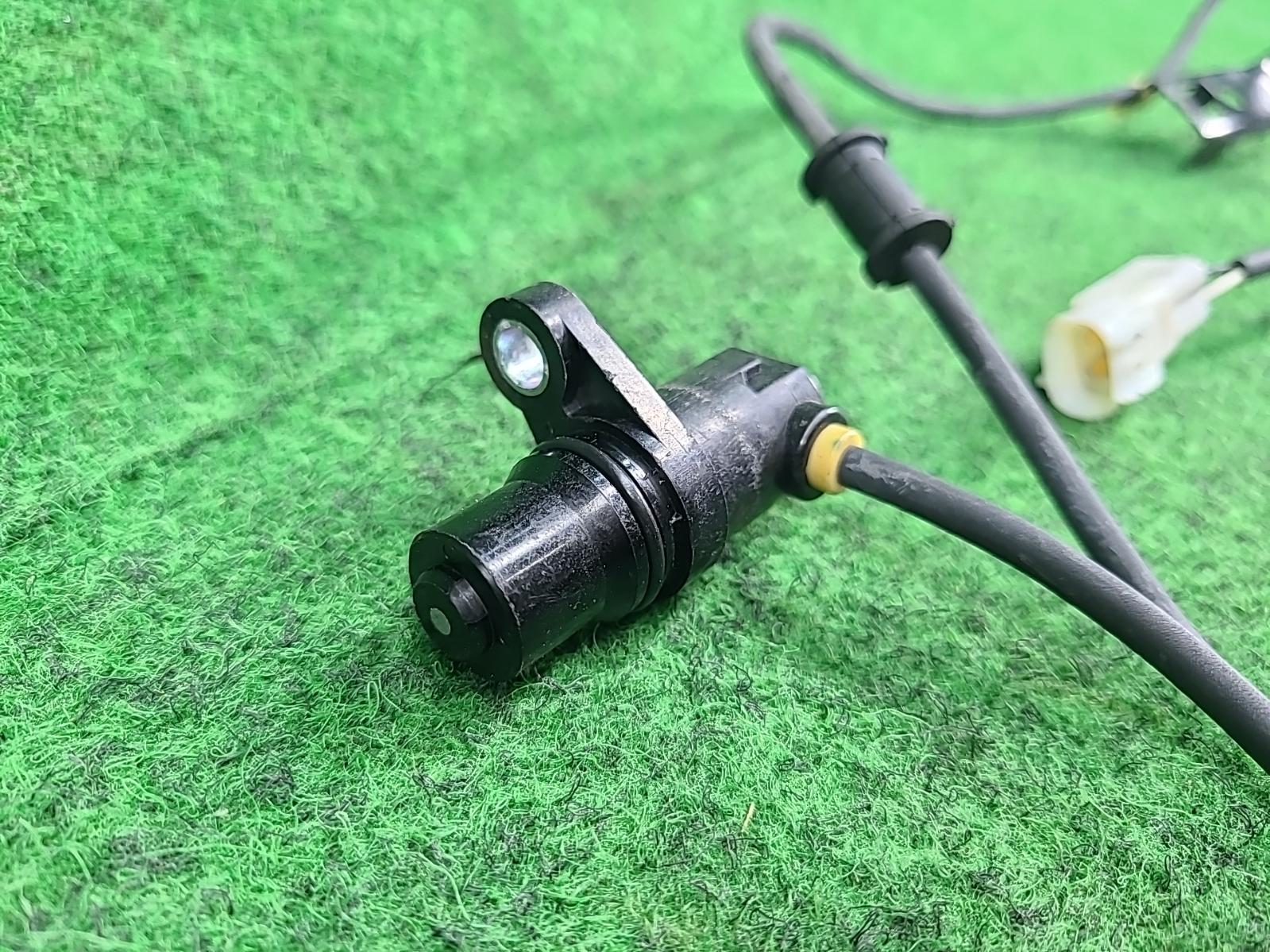 View Auto part Abs Sensor Toyota Hilux 2008