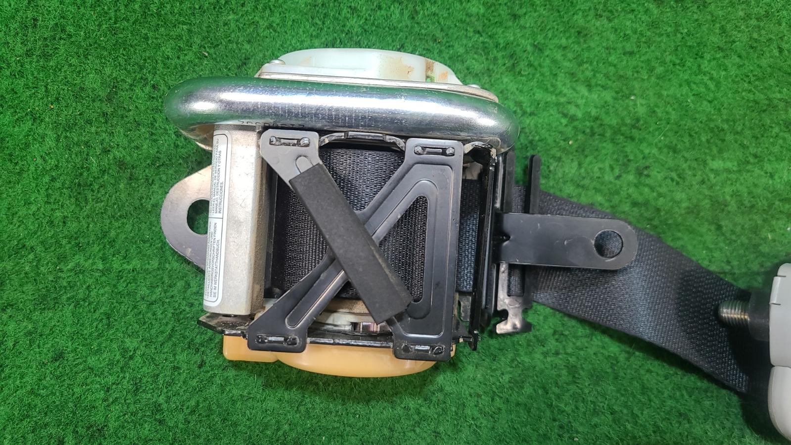View Auto part Seatbelt/Stalk Suzuki Jimny 2013