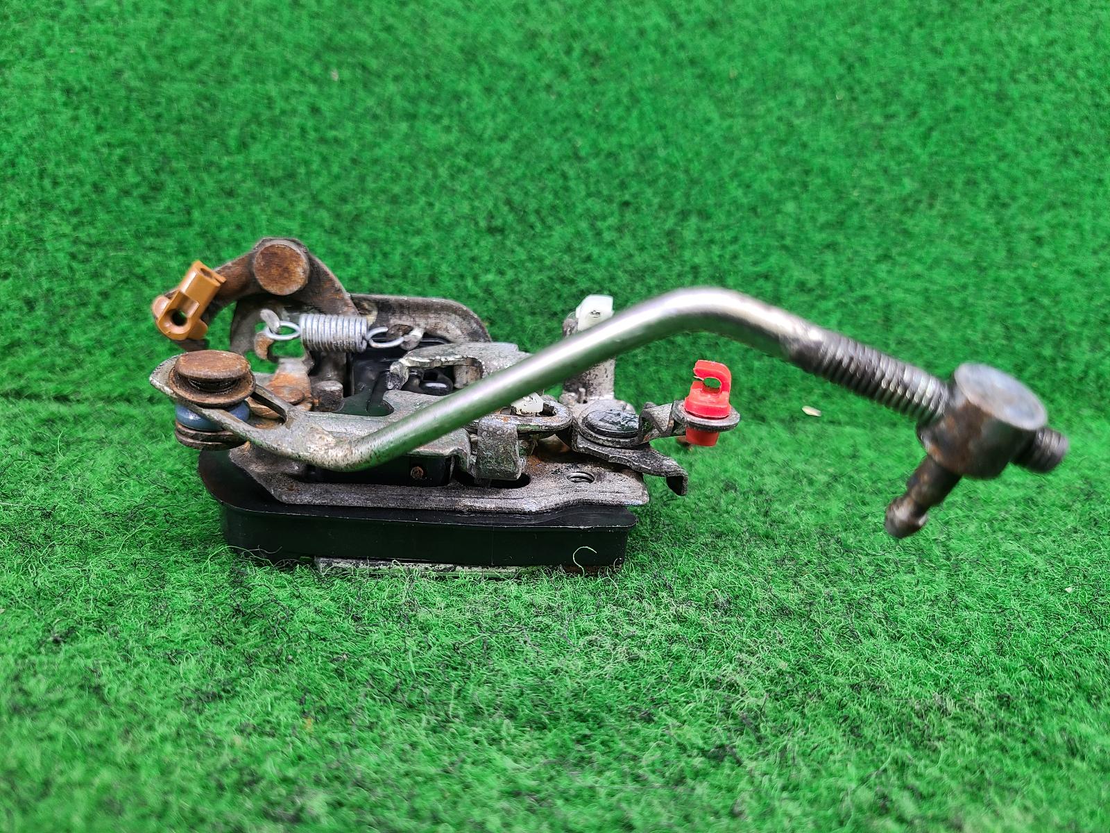 View Auto part Door/Boot/Gate Lock Toyota Landcruiser 2010