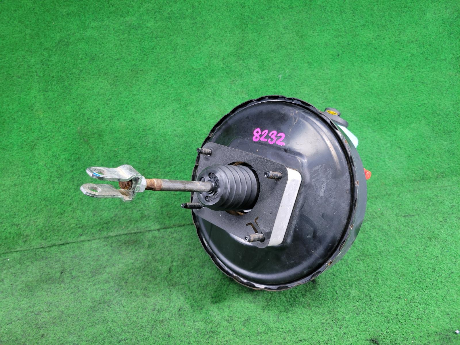 View Auto part Brake Booster Toyota Landcruiser 2014