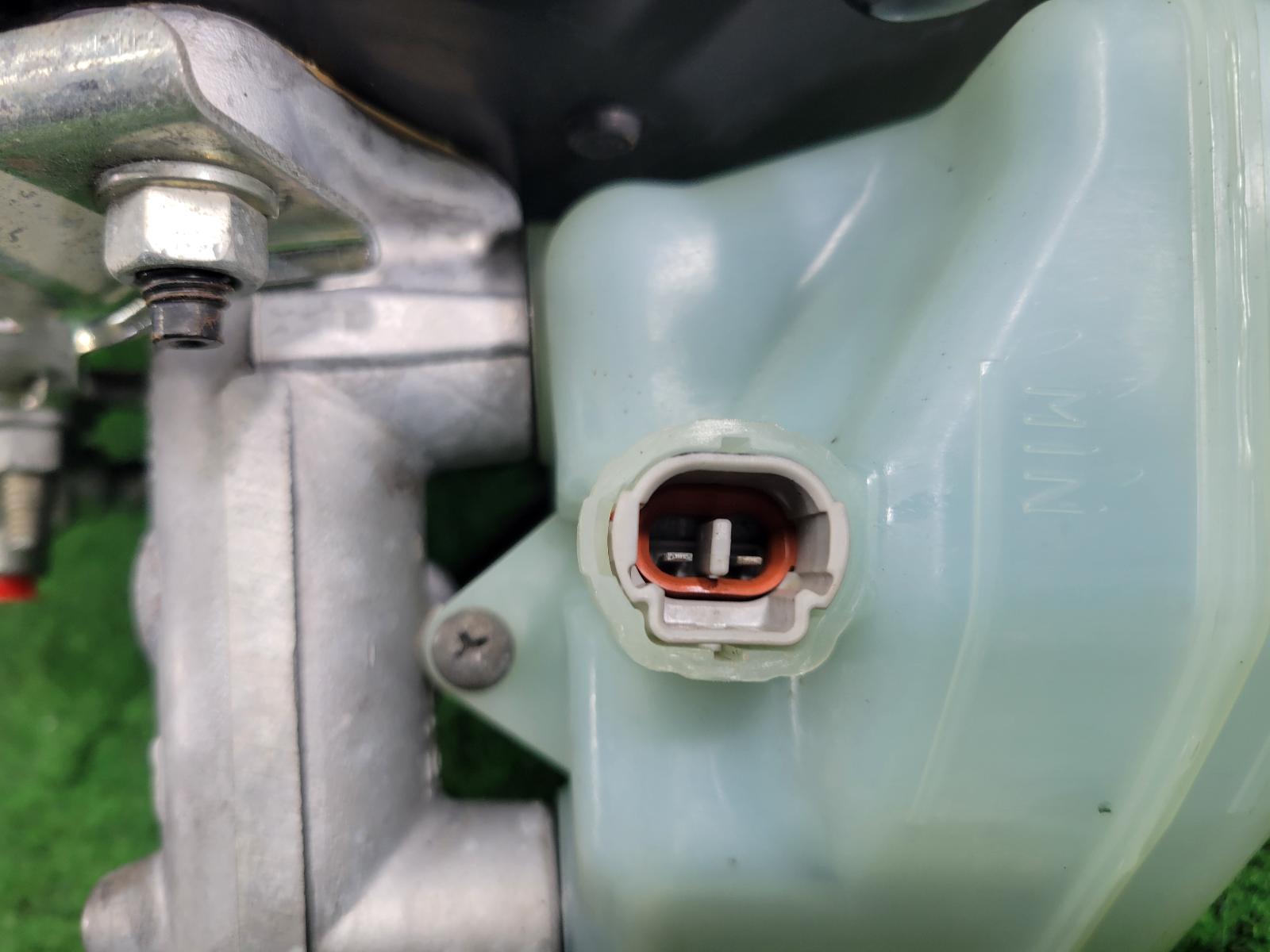 View Auto part Brake Booster Toyota Landcruiser 2014
