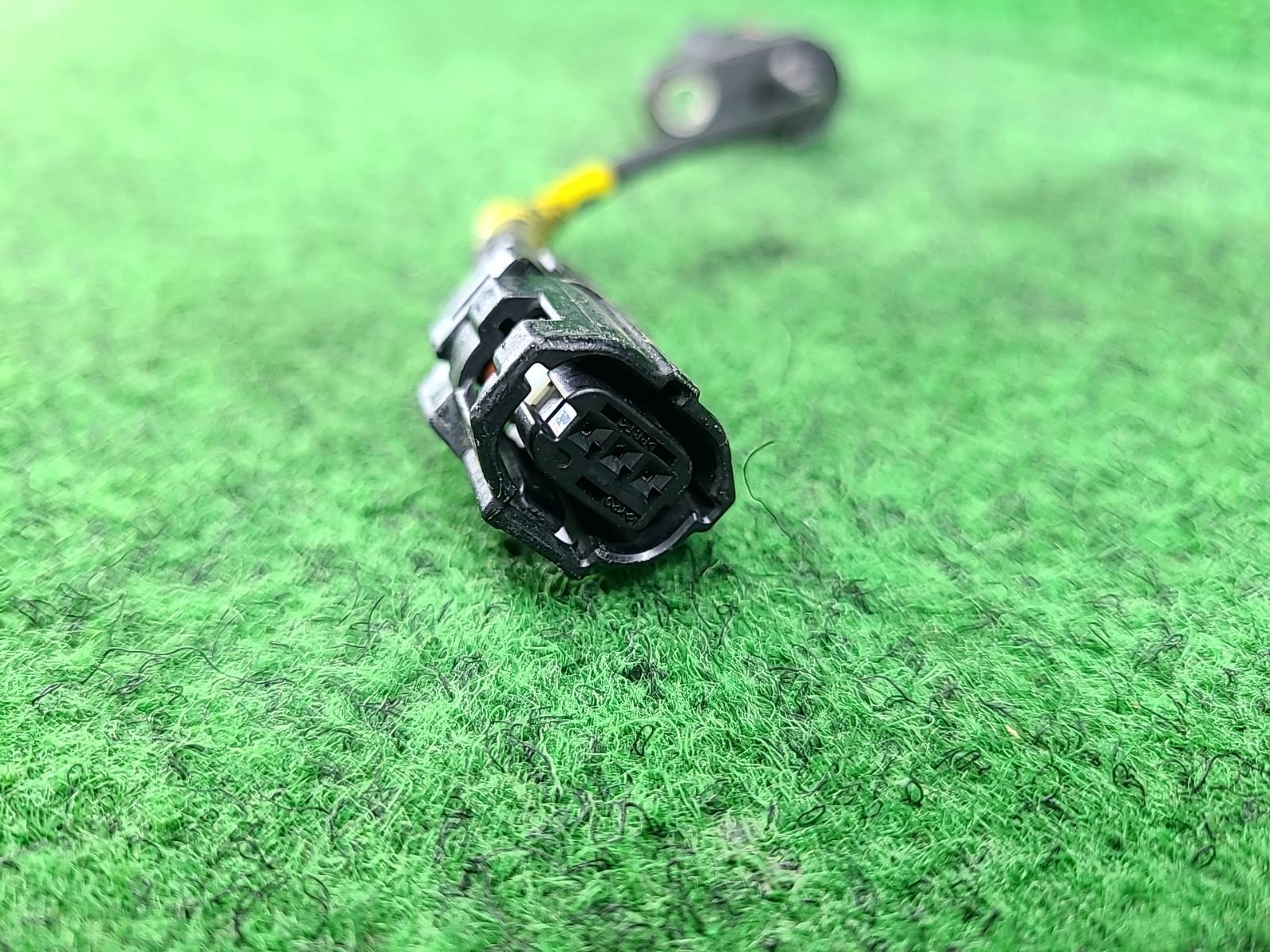 View Auto part Abs Sensor Toyota Landcruiser 2014