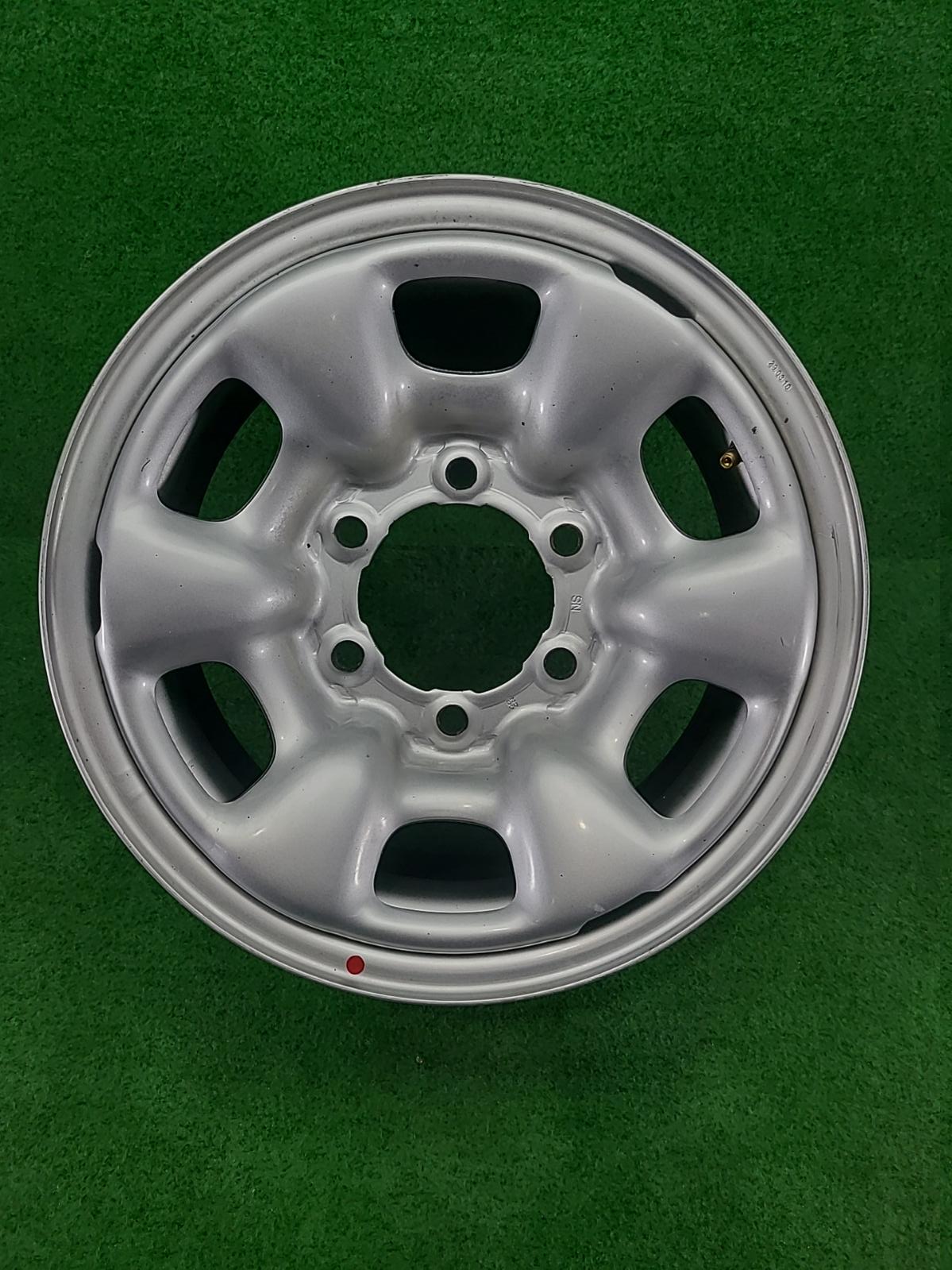 View Auto part Wheel Standard/Steel Toyota Hilux 2010