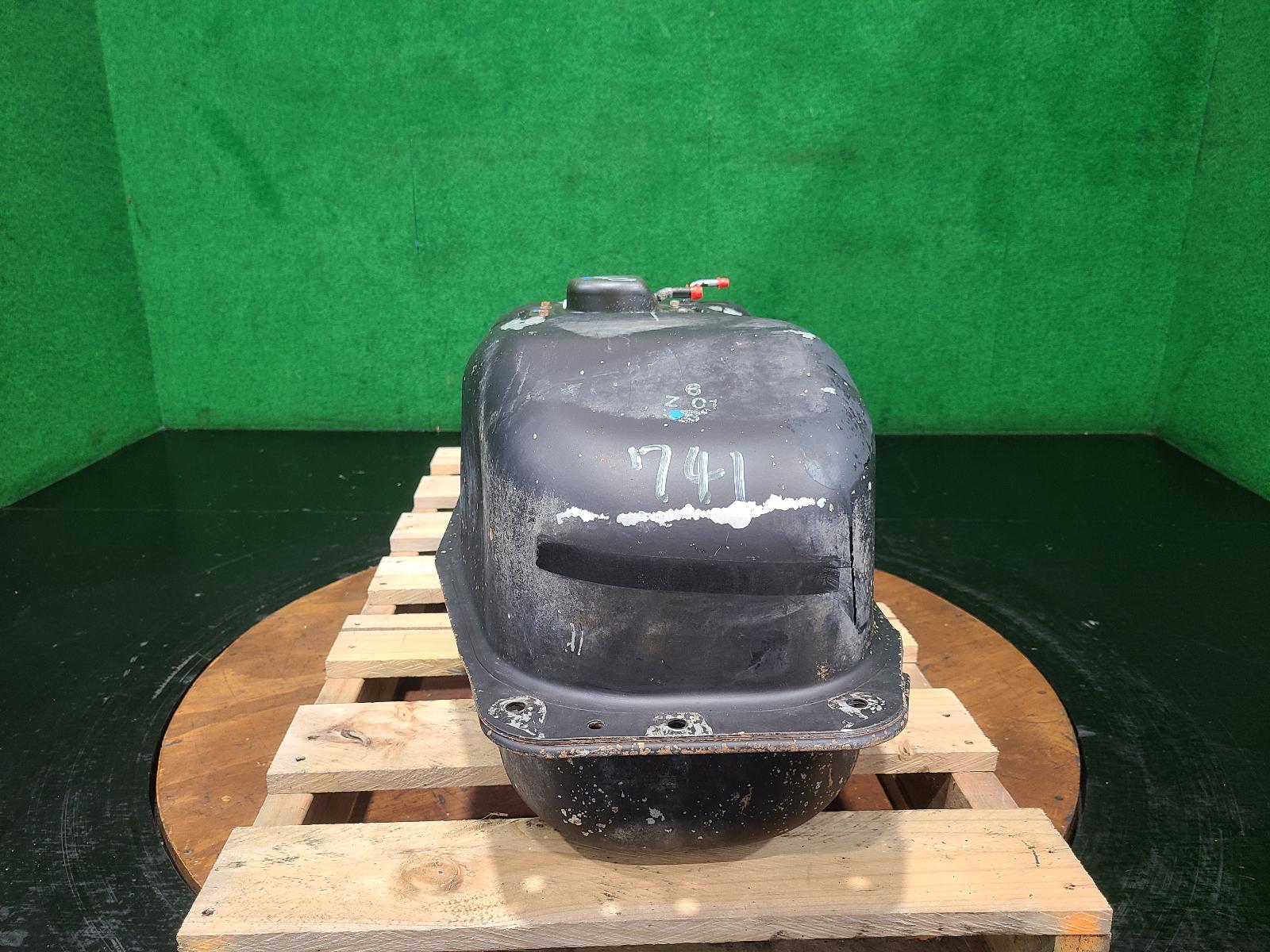 2006 Nissan Navara Fuel Tank View Auto part Fuel Tank Nissan Navara 2006