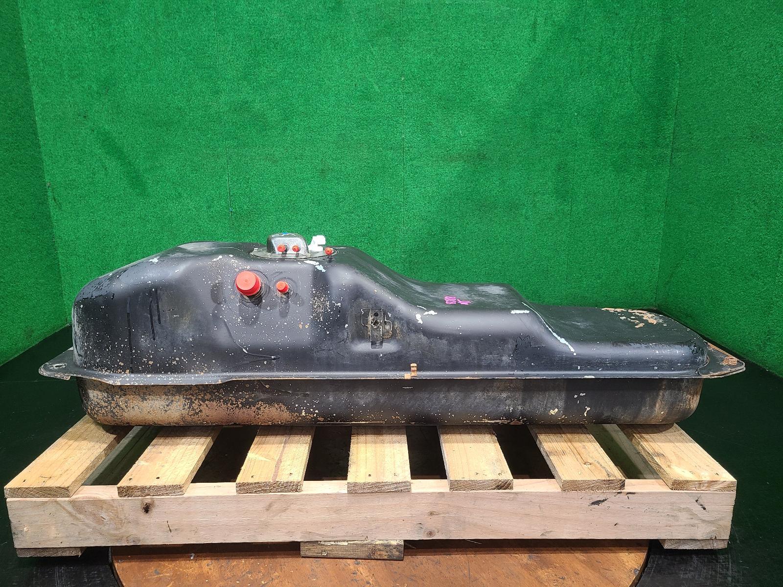 2006 Nissan Navara Fuel Tank View Auto part Fuel Tank Nissan Navara 2006