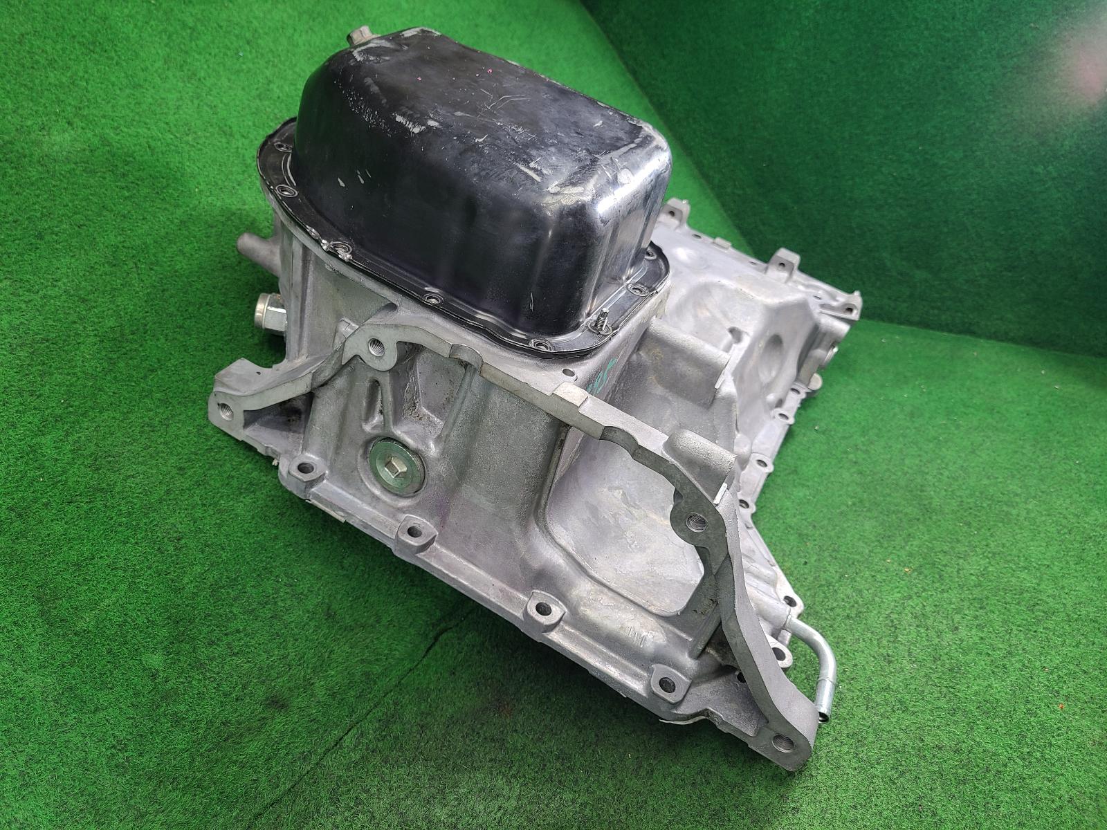 View Auto part Oil Pan/Sump Toyota Landcruiser 2013