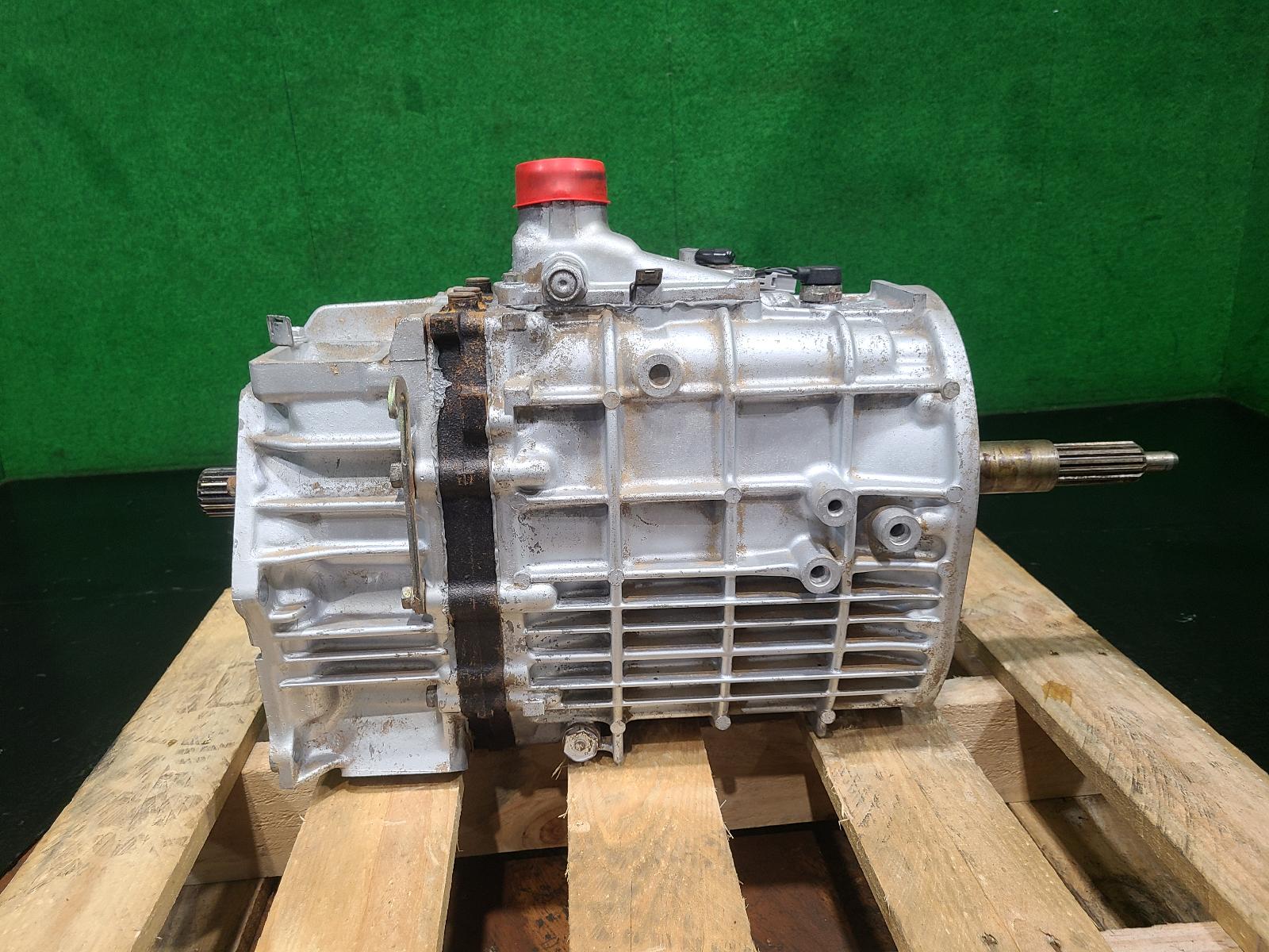 View Auto part Trans/Gearbox Toyota Landcruiser 2003