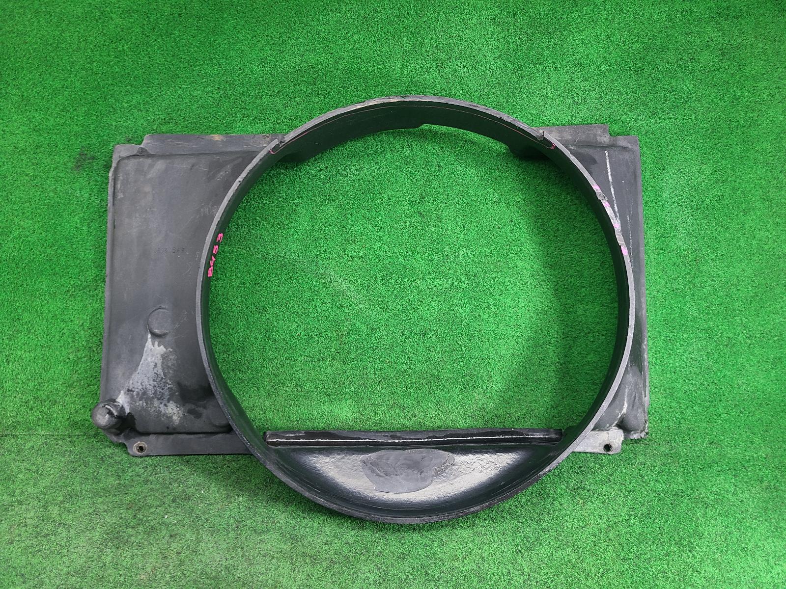 1988 Land Rover One Ten Fan Shroud View Auto part Fan Shroud Land Rover One Ten 1988