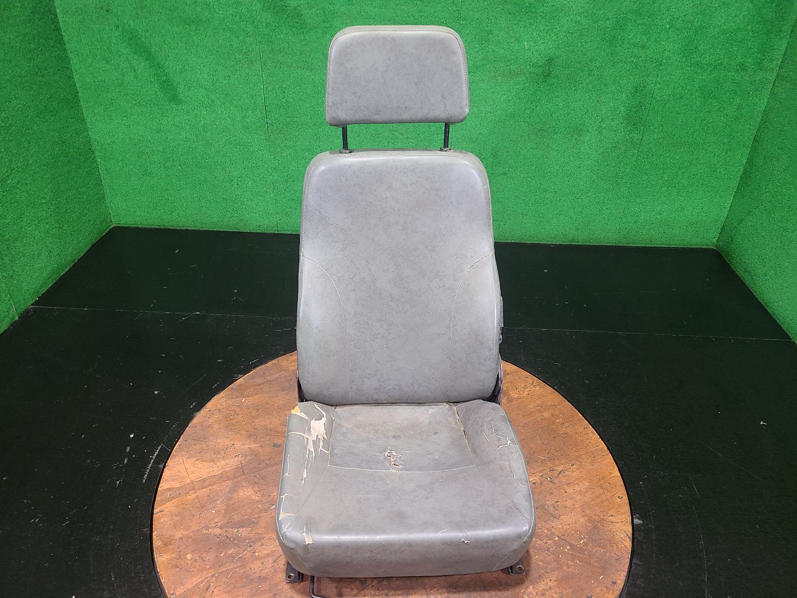 View Auto part Front Seat Land Rover One Ten 1988