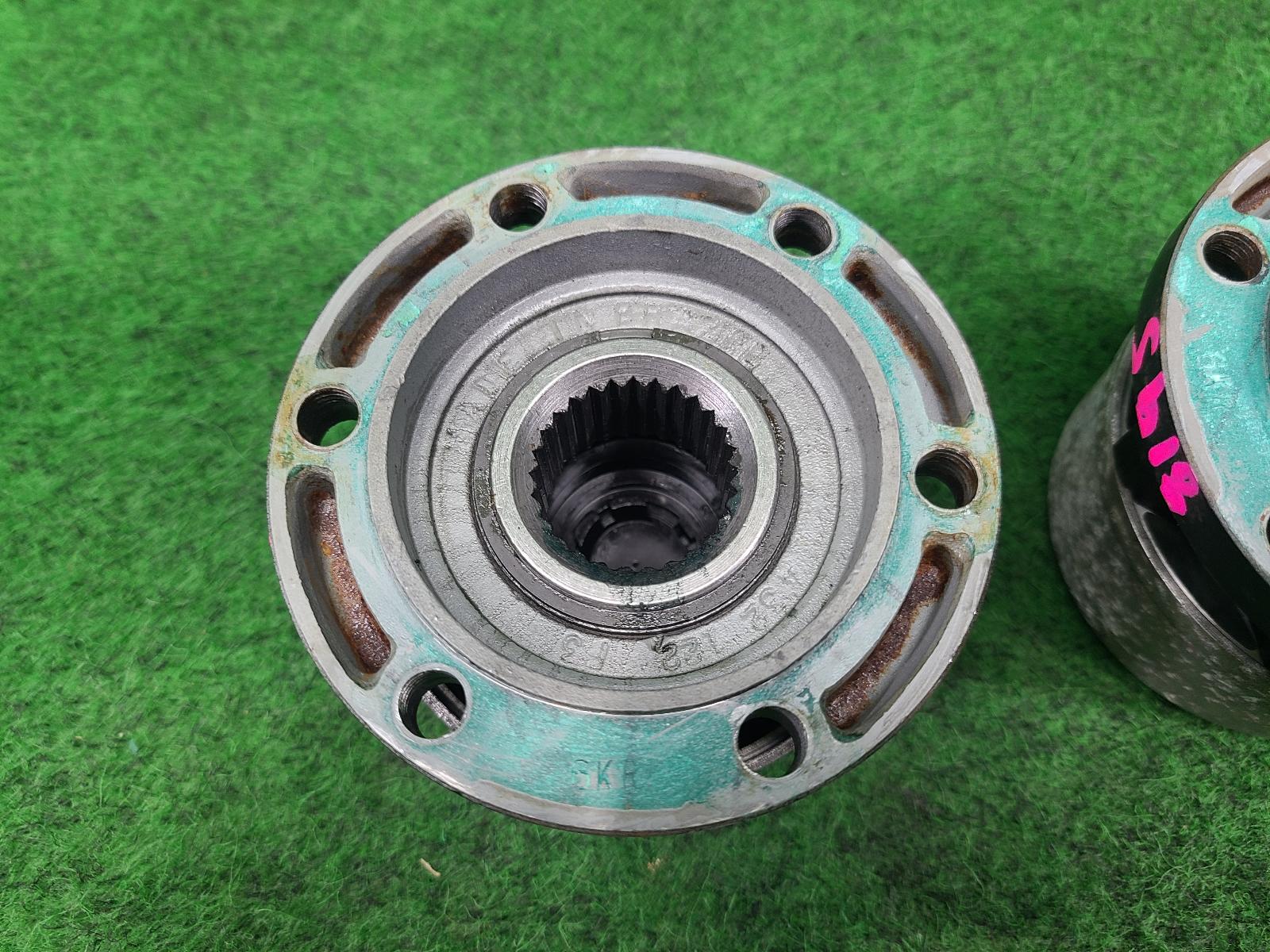 View Auto part Freewhl/Locking Hub Nissan Navara 2002