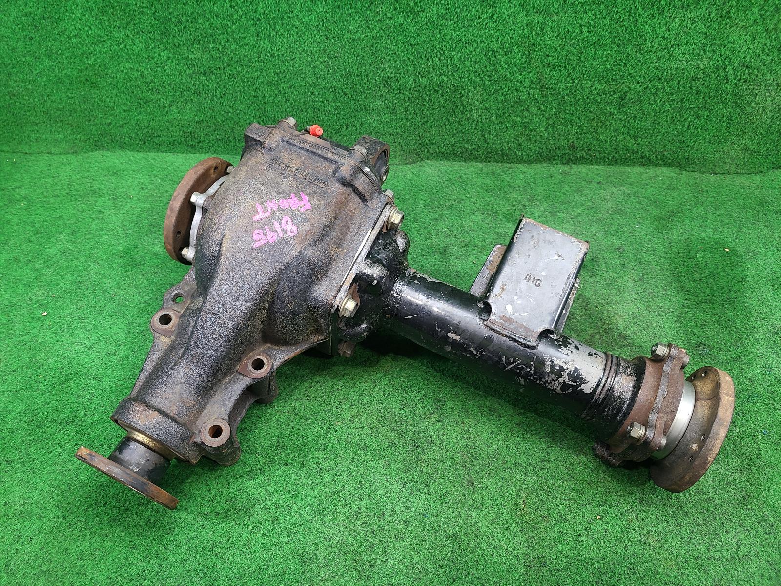 View Auto part Differential Centre Nissan Navara 2002