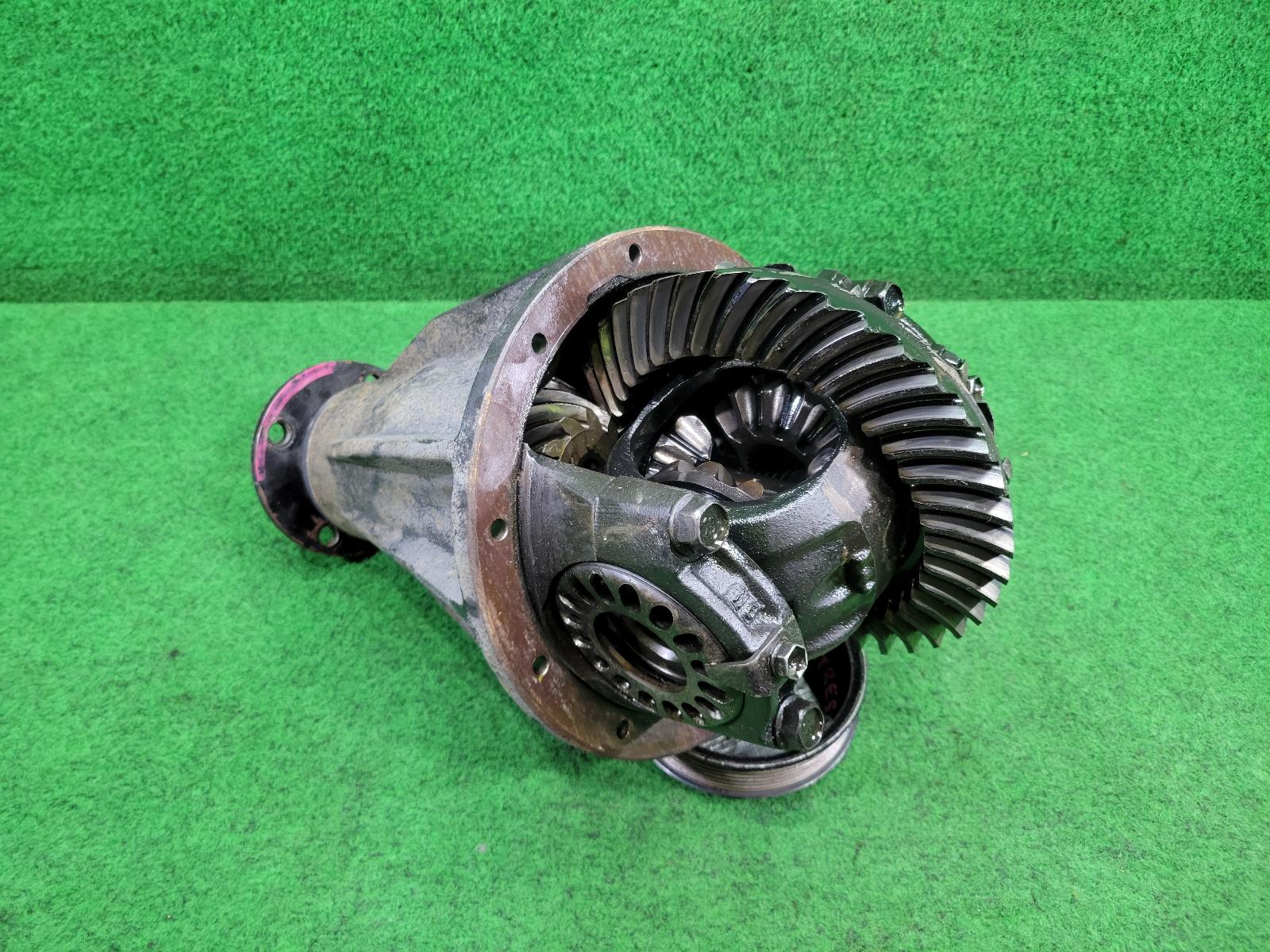 View Auto part Differential Centre Toyota Hilux 2012