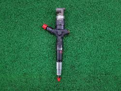 View Auto part Fuel Injector Toyota Hilux 2008