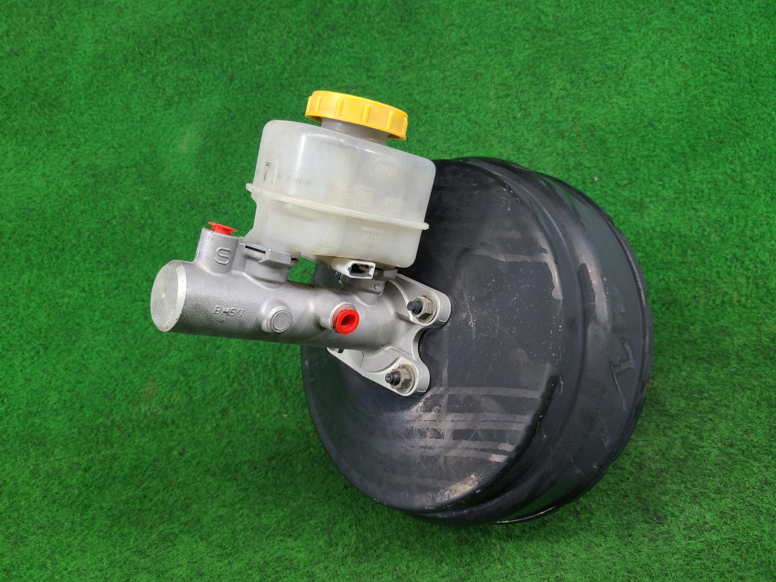 View Auto part Brake Booster Nissan Patrol 2006