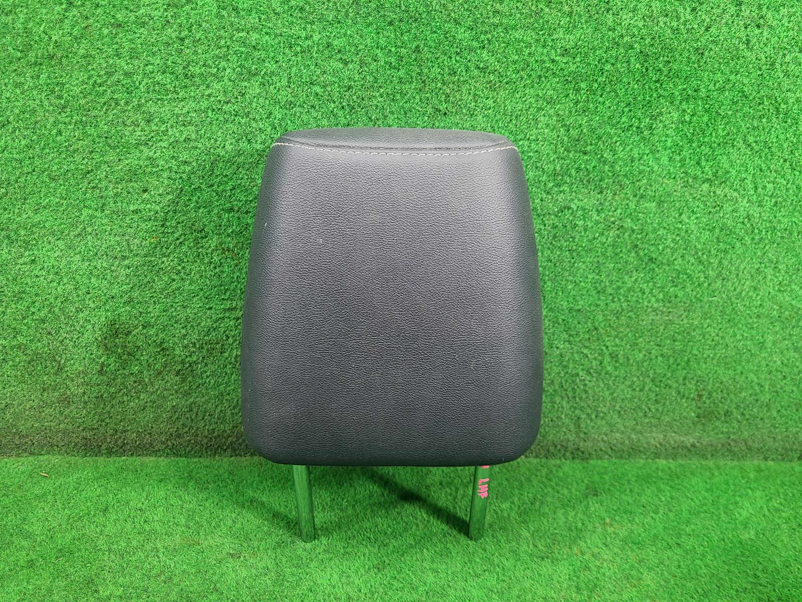 View Auto part Headrest Toyota Hilux 2017