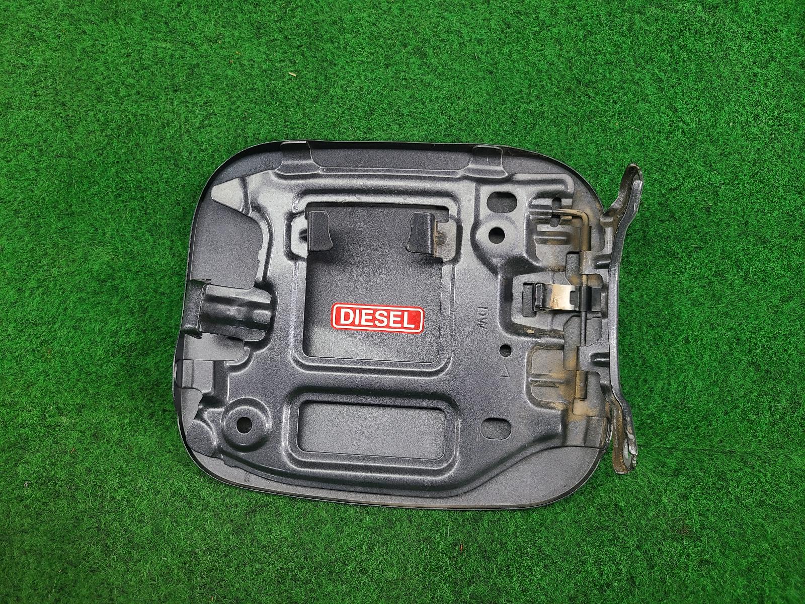 View Auto part Fuel Door / Filler Toyota Hilux 2021