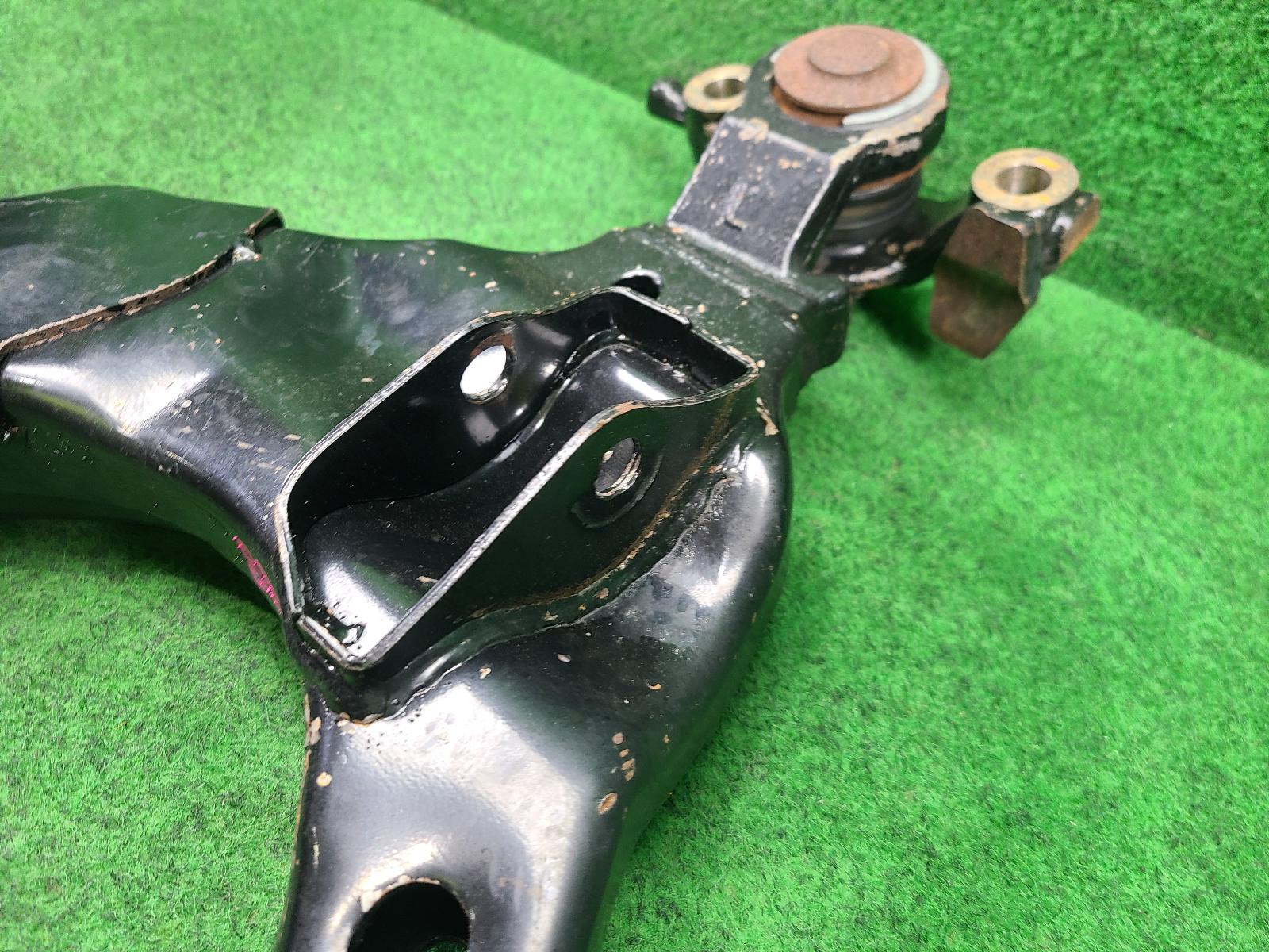 View Auto part Left Front Lower Control Arm Toyota Prado 2004